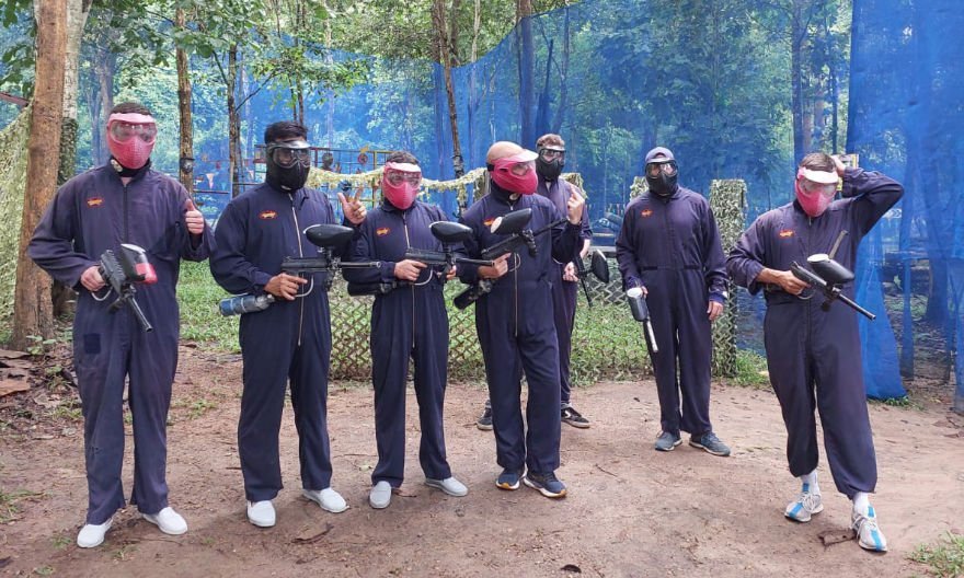 Residents of addiction treatment center enjoy paintball adventure with safety gear