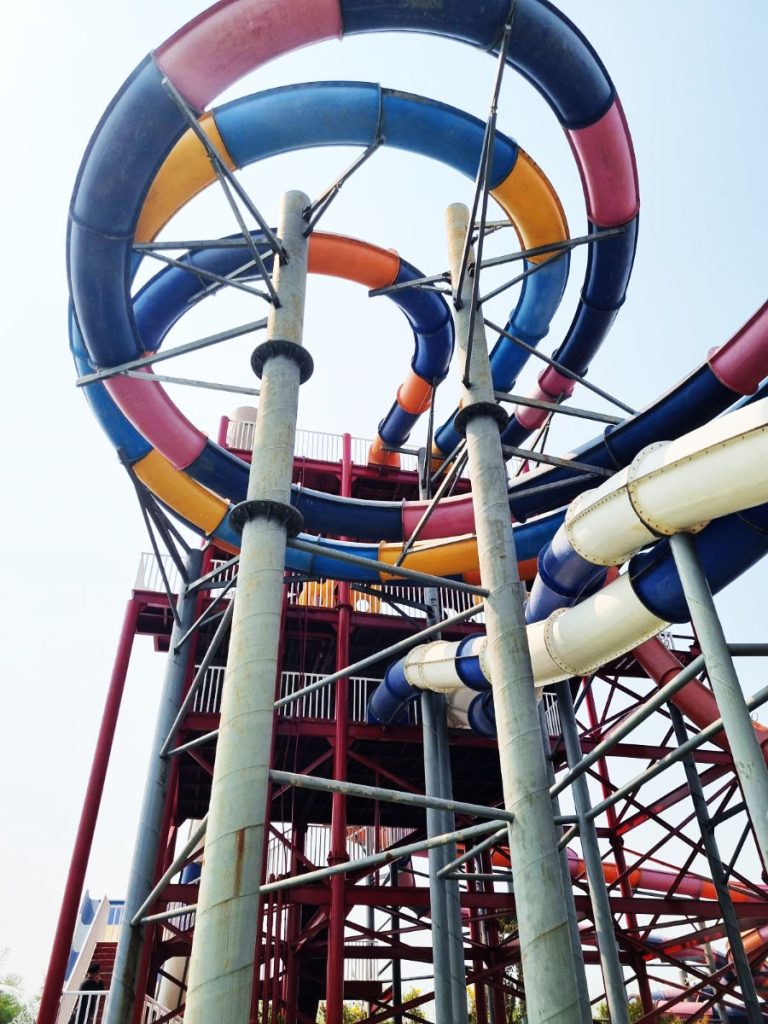 Huge waterslide at splash water park