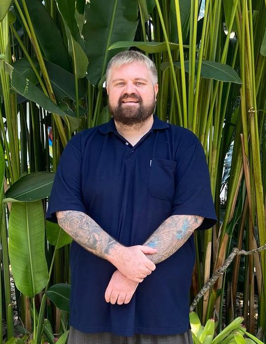 Luke Erder client support manager